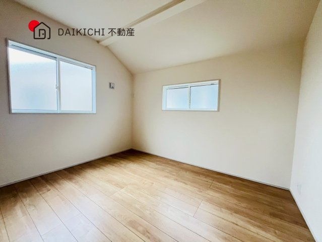 【洋室】 | 桶川市大字坂田　新築戸建　全2棟　2号棟