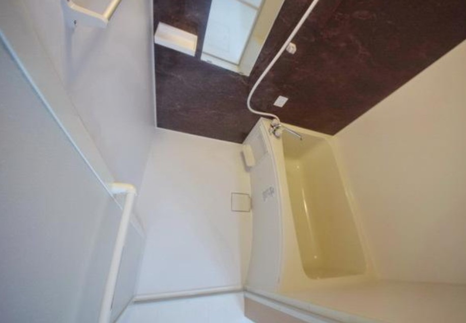 ペルソーナ上尾上町の浴室|同建物別号室イメージ写真です。