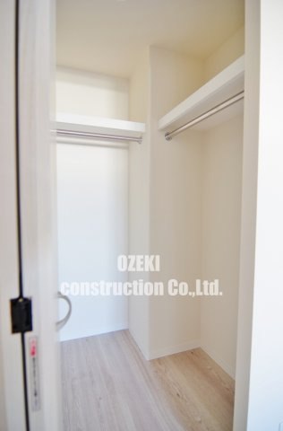 さがみLTレジデンスの収納|寝室にはウォークインクローゼットがあります♪