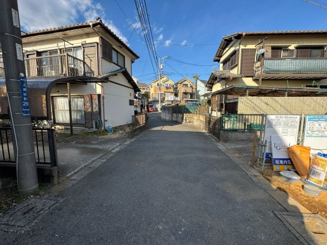 瀬谷区上瀬谷町新築戸建/長期優良住宅認定物件/4LDK/南向き/敷地面積約36坪の前面道路含む現地写真