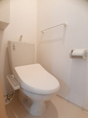 【トイレ】 | セイル・フィールド | 清潔感のあるトイレです