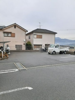 【駐車場】 | セイル・フィールド | 駐車場完備です