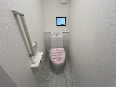 【トイレ】 | 南五葉３丁目　新築戸建 | 1階　トイレ