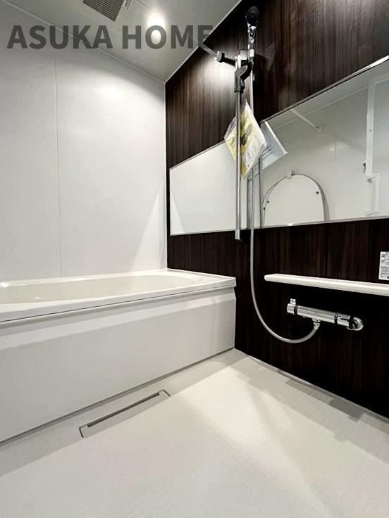 エルフィーノ横浜・市沢の丘 の浴室|毎日の疲れを癒すバスタイム。浴室換気乾燥暖房機付きでお風呂の環境も維持にも◎！