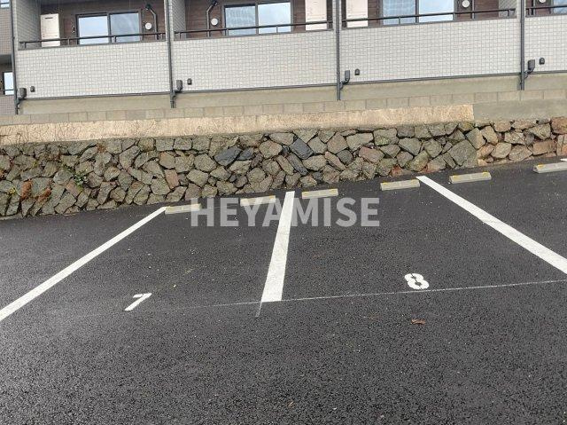 Signpost　pureの駐車場