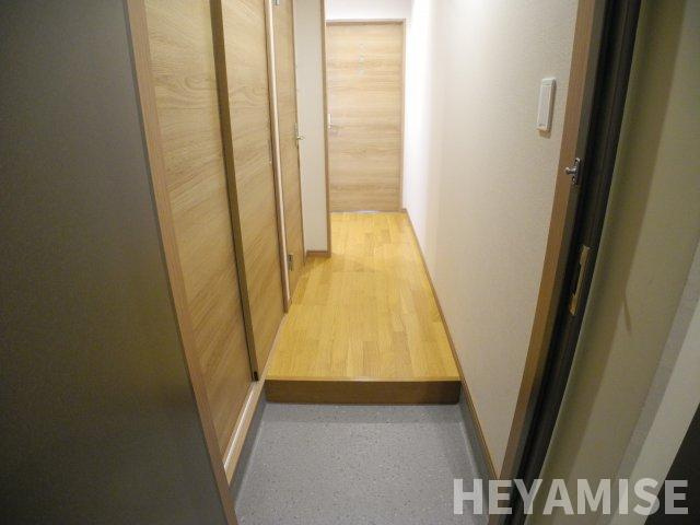デ・クメール宝町の玄関|※同間取りの別の階のお部屋の写真です※