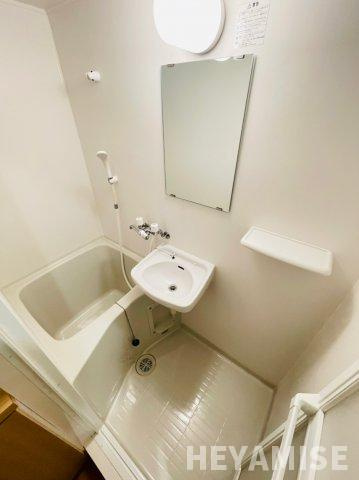 デ・クメール宝町の浴室|※同間取りの別の階のお部屋の写真です※