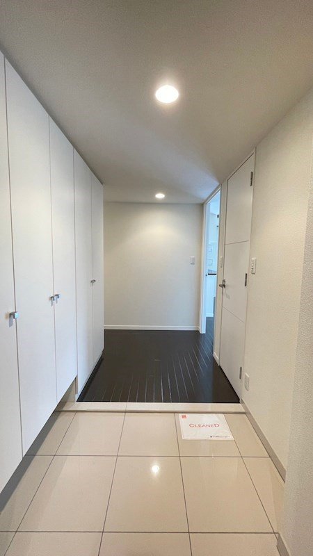 MFPR目黒タワーの玄関