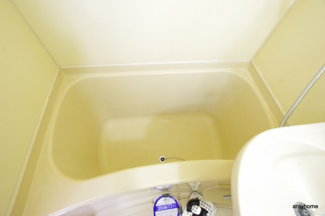 カムネス経大前　仲介手数料無料の浴室