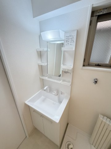 サンシャイン東雲の洗面所