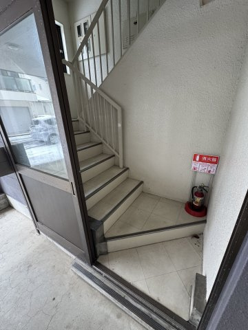平野ビルの外観