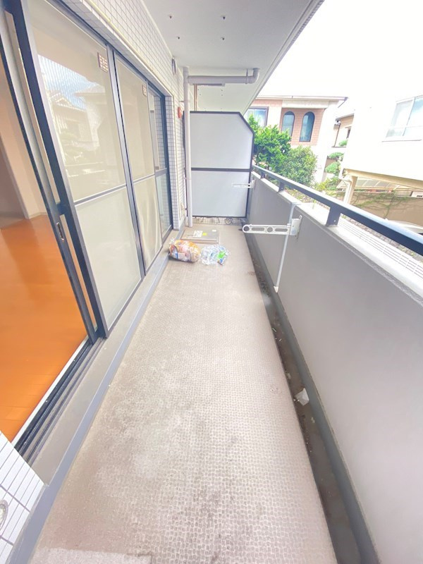 ロイヤル神戸池田広町のバルコニー