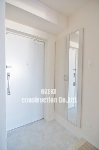 さがみLTレジデンスの玄関