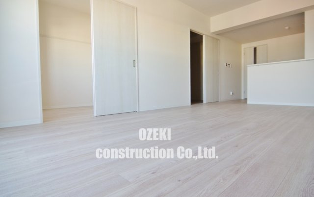 さがみLTレジデンスの居間・リビング