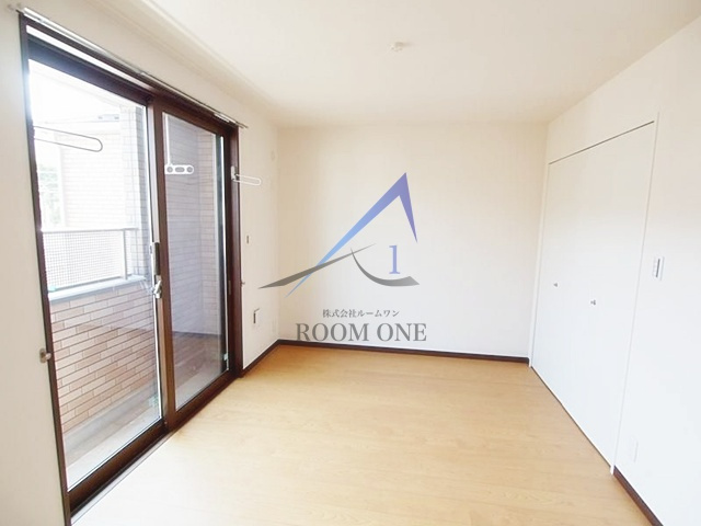 Ｌｕｓｔ　Ｓｔｒａｈｌの寝室|寝室です。