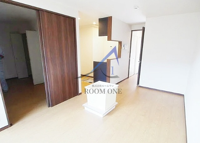 Ｌｕｓｔ　Ｓｔｒａｈｌのキッチン|洋室のお部屋です。