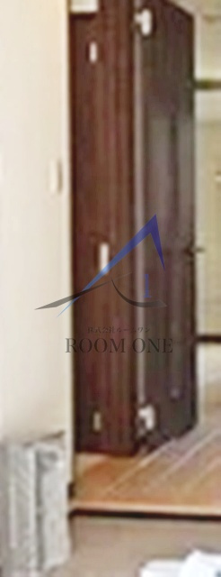 Ｌｕｓｔ　Ｓｔｒａｈｌの玄関|玄関です。