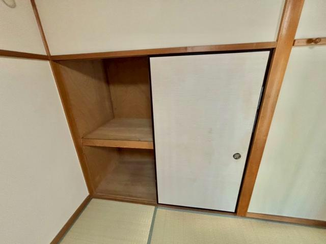 御立東戸建て1丁目12-5の収納