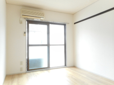 【居間・リビング】 | メゾン南行徳 2丁目 | 参考写真（同物件別部屋）