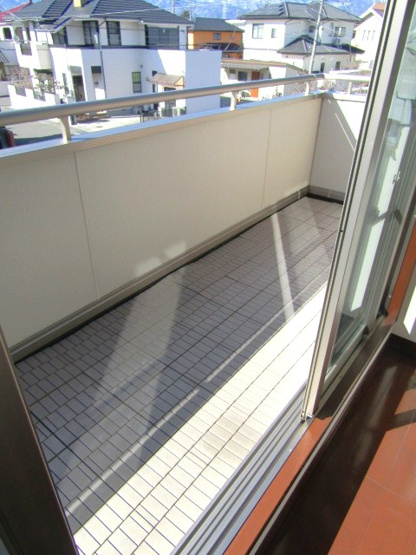 【バルコニー】 | 【セキスイハウス施工】甲斐市富竹新田 | 落ち着いた時間を過ごせるバルコニーです