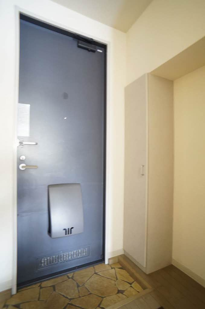 アビタシオン Ａの玄関