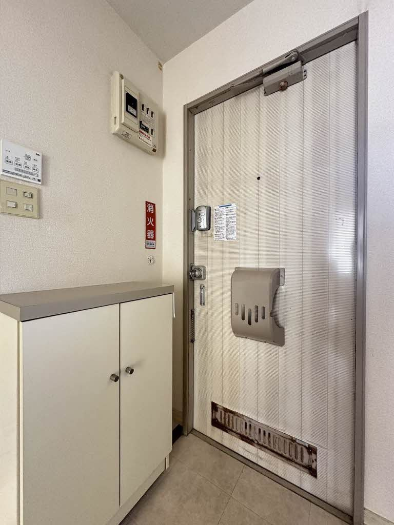 加賀野壱番街 Ｂの玄関