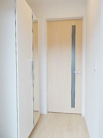 ユートピアの玄関