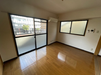 【寝室】 | ベルクイン