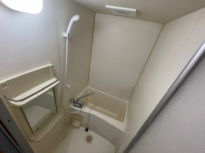 【浴室】 | ベルクイン