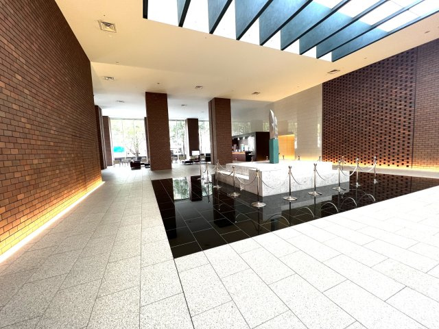 浅草タワーのロビー