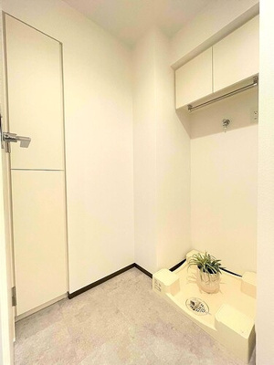 【設備】 | ＲＥＦＲＡＭＥ ５ Ｉｒｉｙａ | 洗濯機置き場※同タイプモデルルーム2022.10撮影