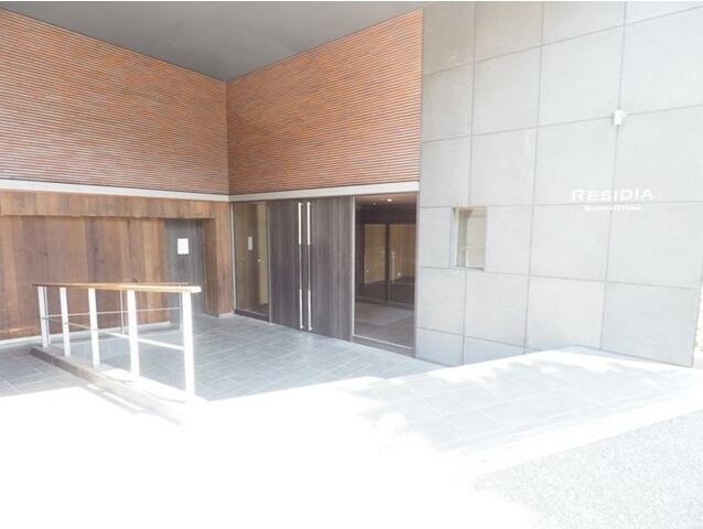 【エントランス】