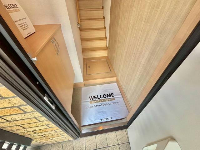 セジュールＭ・青山西の玄関