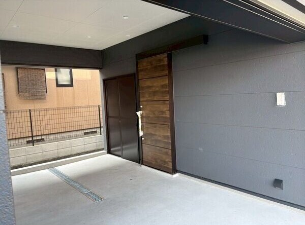 ＳＴＯＮＥ ＶＩＬＬＡＧＥのエントランス