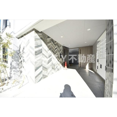【エントランス】 | ＣＡＳＡ　ＰＩＡＺＺＡ　蒲田イースト | 建物の内部です