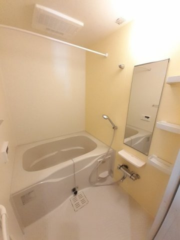 エフォートレス　八万の浴室