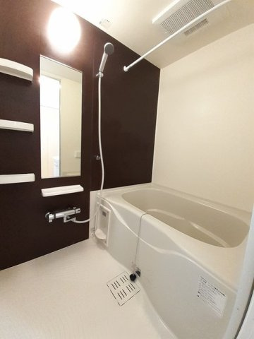 アンジュールＢの浴室