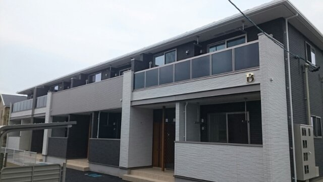 サザン・スターＢの外観