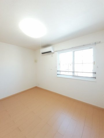 リバージュ　２の内装