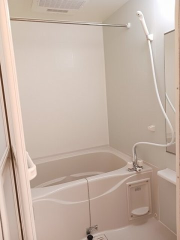 エピナール　Ａの浴室