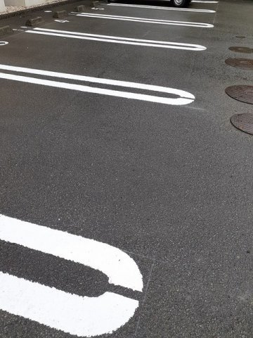 キャプリコートＣの駐車場