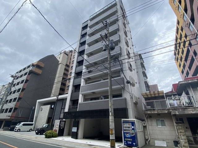 アクアシティ渡辺通の外観