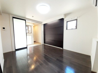 【内装】 | ラディアント・北方 | 明るい色調の室内です