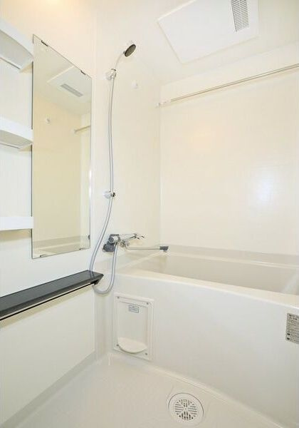 エステムコート名古屋グランツの浴室