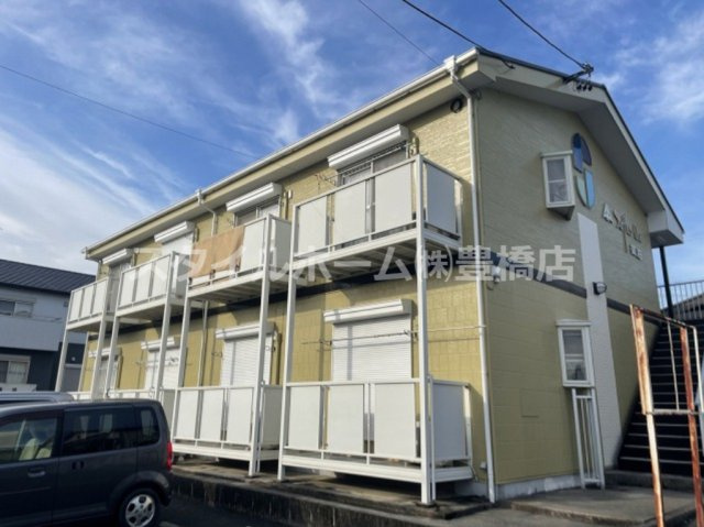 Surplus　One御油の外観