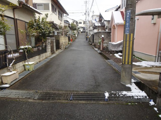 【前面道路含む現地写真】 | 川西市見野3丁目5の6　中古一戸建て
