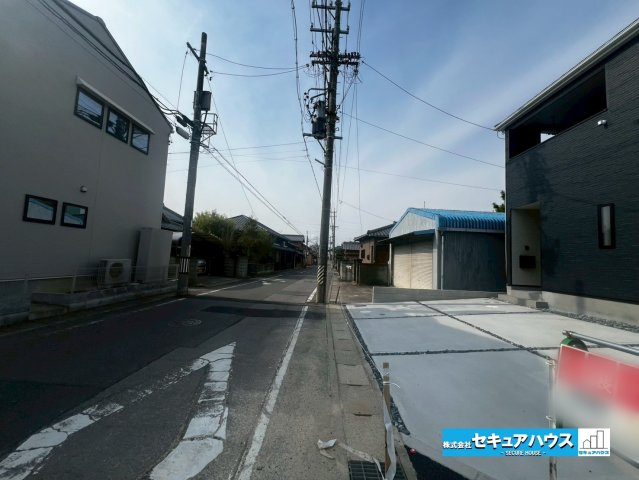 【本日ご案内可能♪】刈谷市今岡町　全3棟　の前面道路含む現地写真|事前予約にて現地ご見学いただけます！お気軽にお問い合わせください♪
■株式会社　セキュアハウス■
住宅ローンに強く、知識、経験豊富なスタッフ在籍
お客様に寄り添い、ご成約後もサポート致します