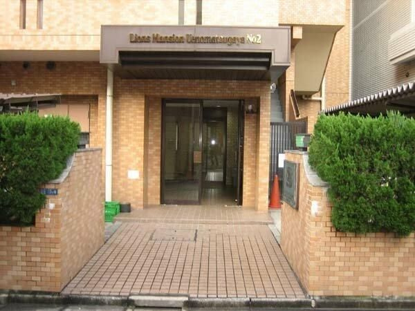 ライオンズマンション上野松が谷第２のエントランス