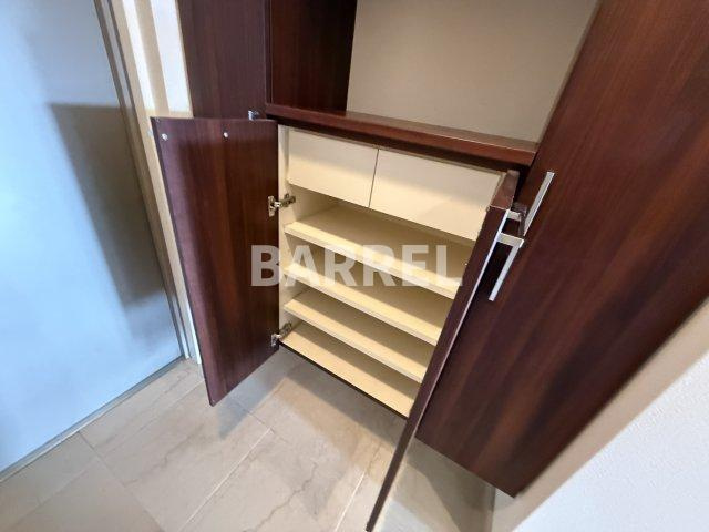 レジディア千里万博公園の収納