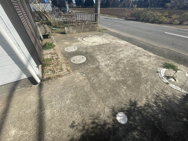 木原貸家の駐車場